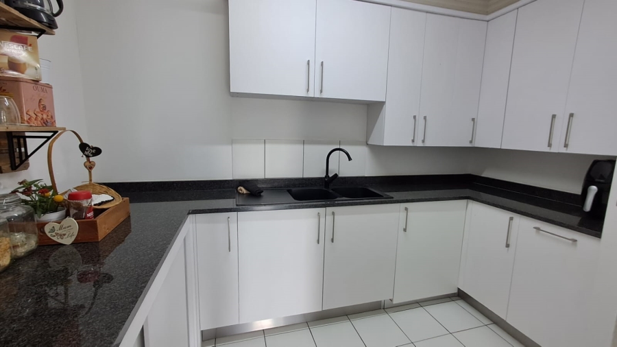 4 Bedroom Property for Sale in Vaal de Grace Golf Estate North West